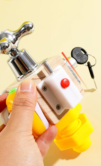 MONTESSORİ  AHŞAP AKIL VE ZEKA KÜPÜ: Hayal Gücünün Kilitlerini Açsın, Zihnini Geliştirsin!